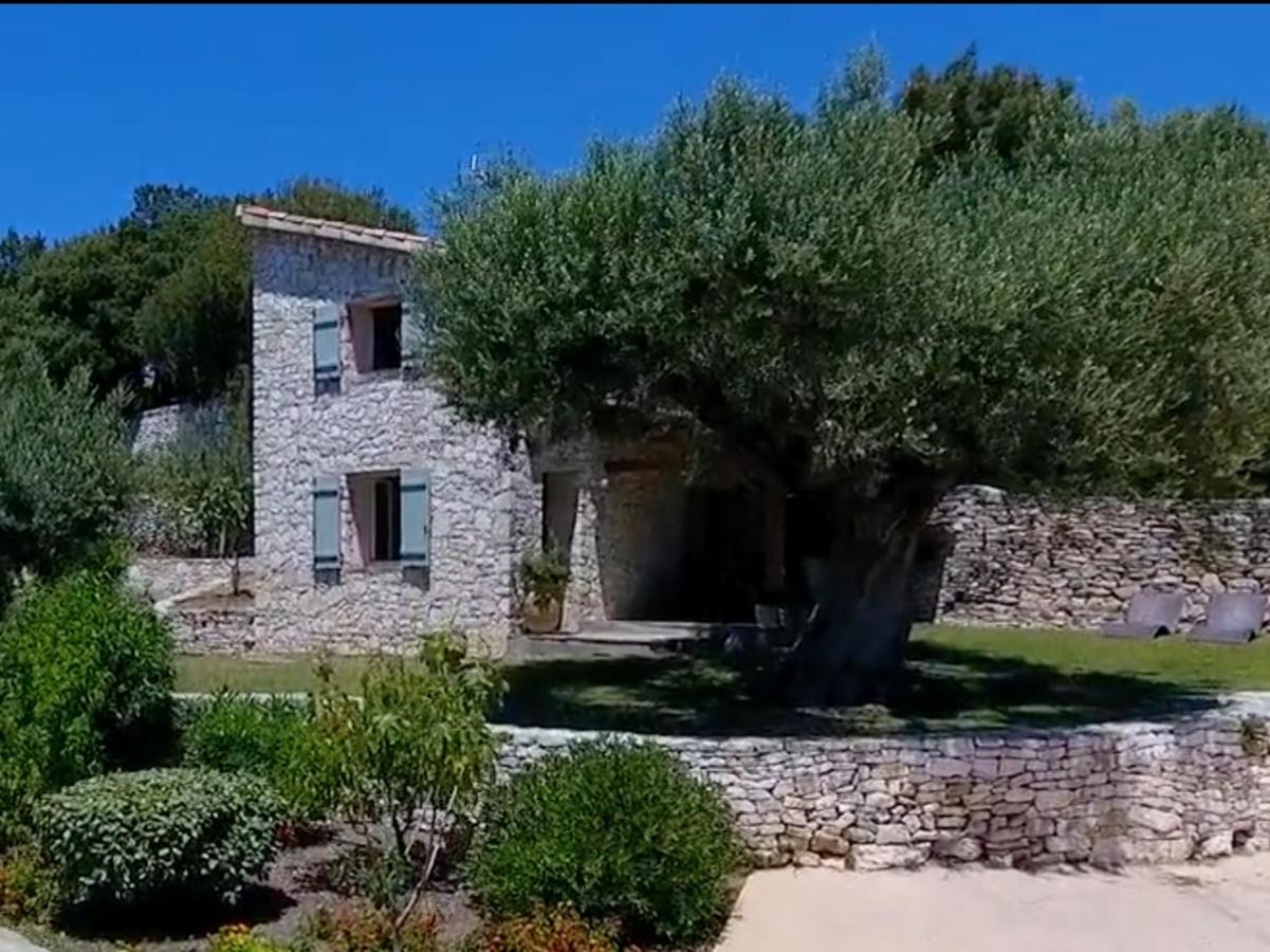 Villa Sanchez Bonifacio  Exterior photo