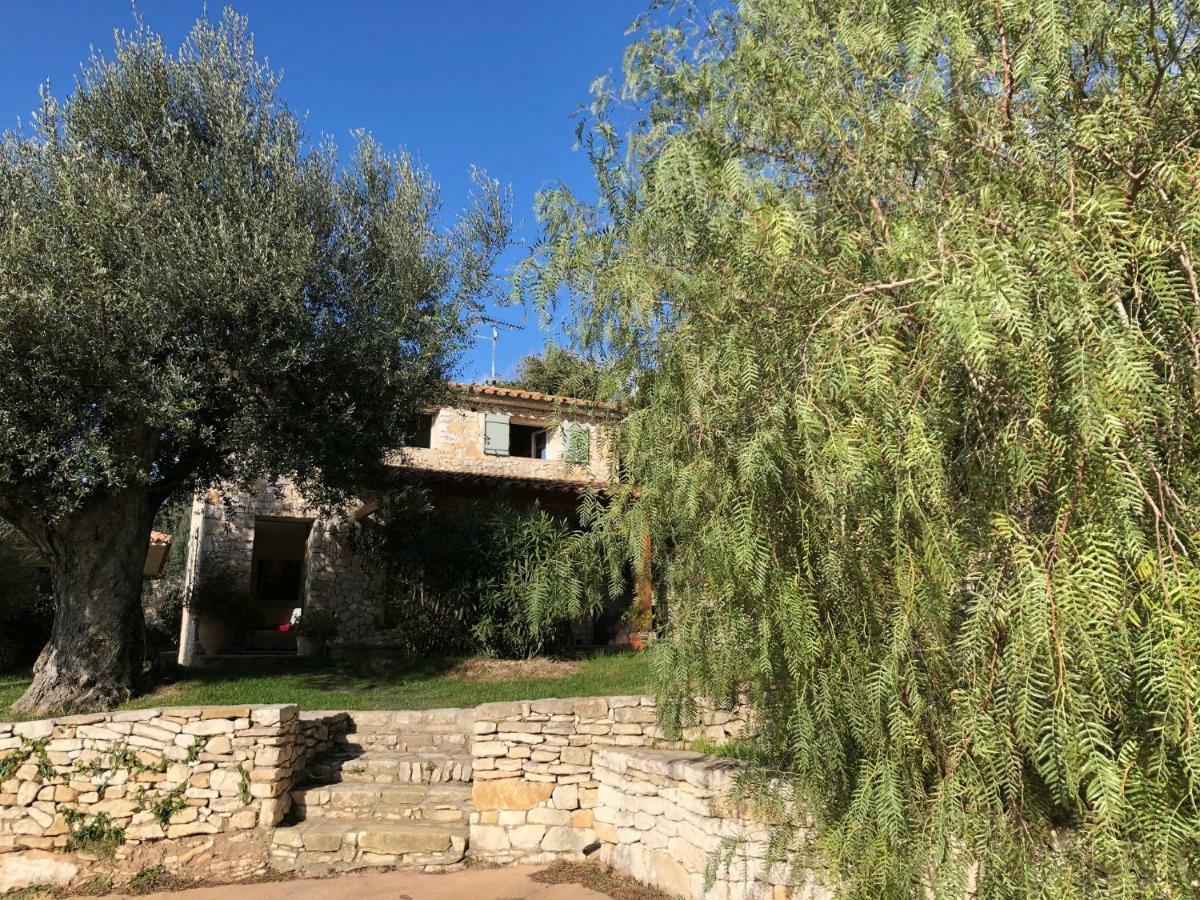 Villa Sanchez Bonifacio  Exterior photo